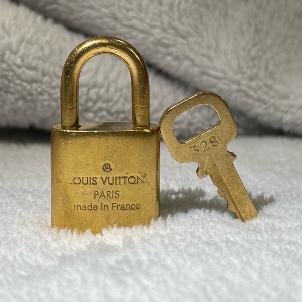 Authentic Louis Vuitton Lock and Key #328